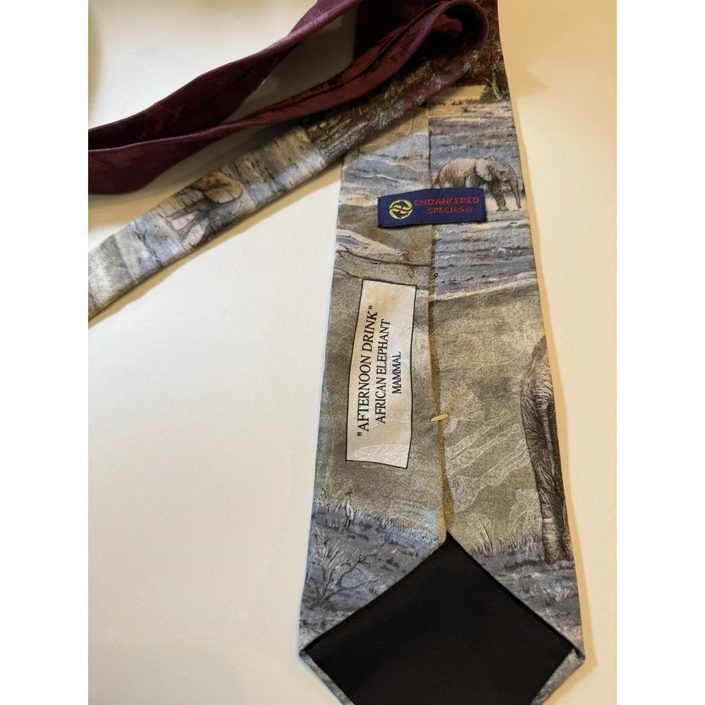 Endangered‎ Species Elephant Tie